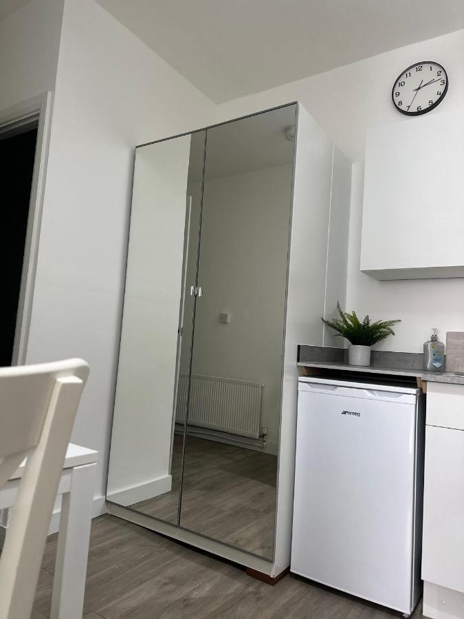 High Barnet Studio Flat Exteriör bild